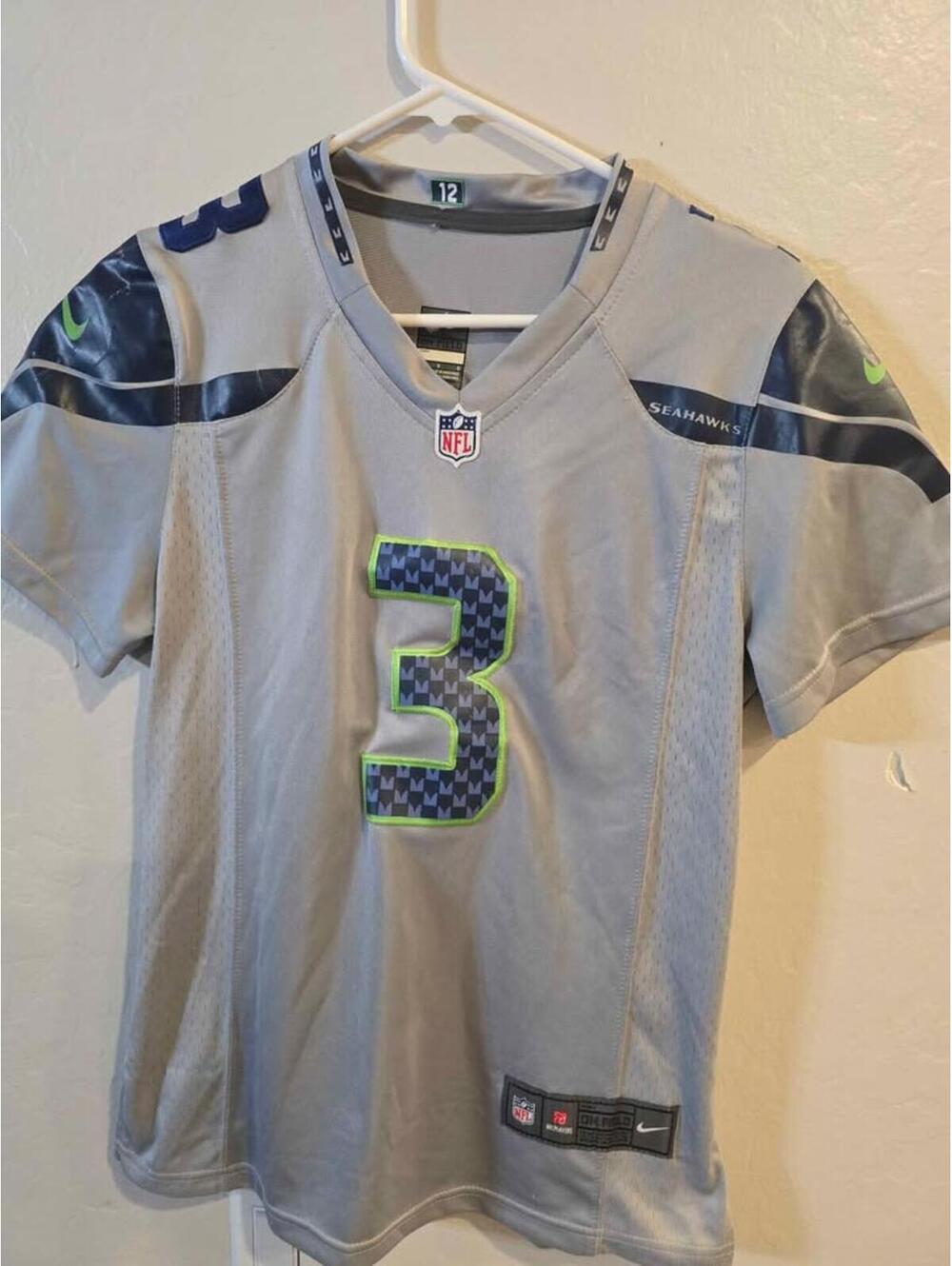 NFL Nike Seattle Seahawks #3 Russell Wilson Jersey Youth Size Large
